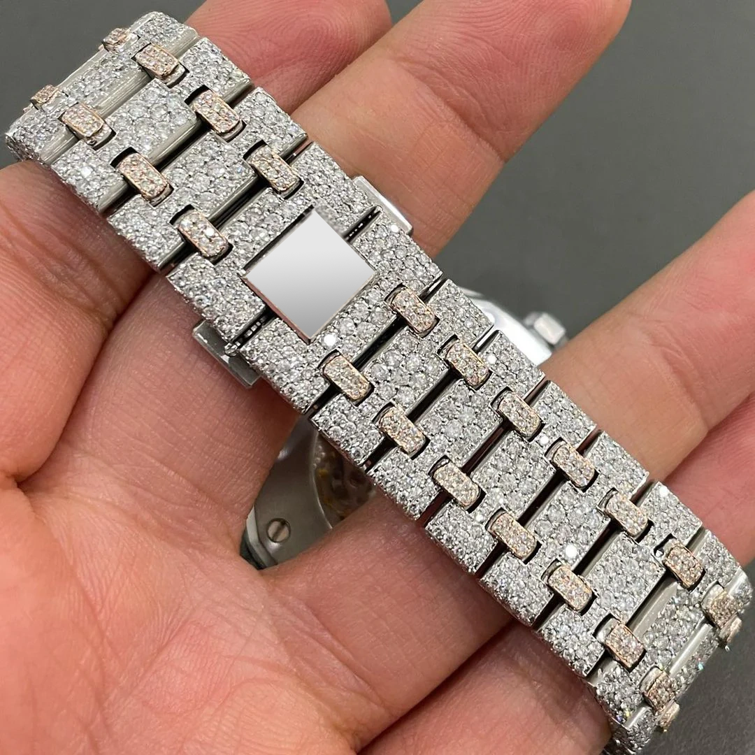AUDEMARS PIGUET ROYALOAK BUSTDOWN  W 121