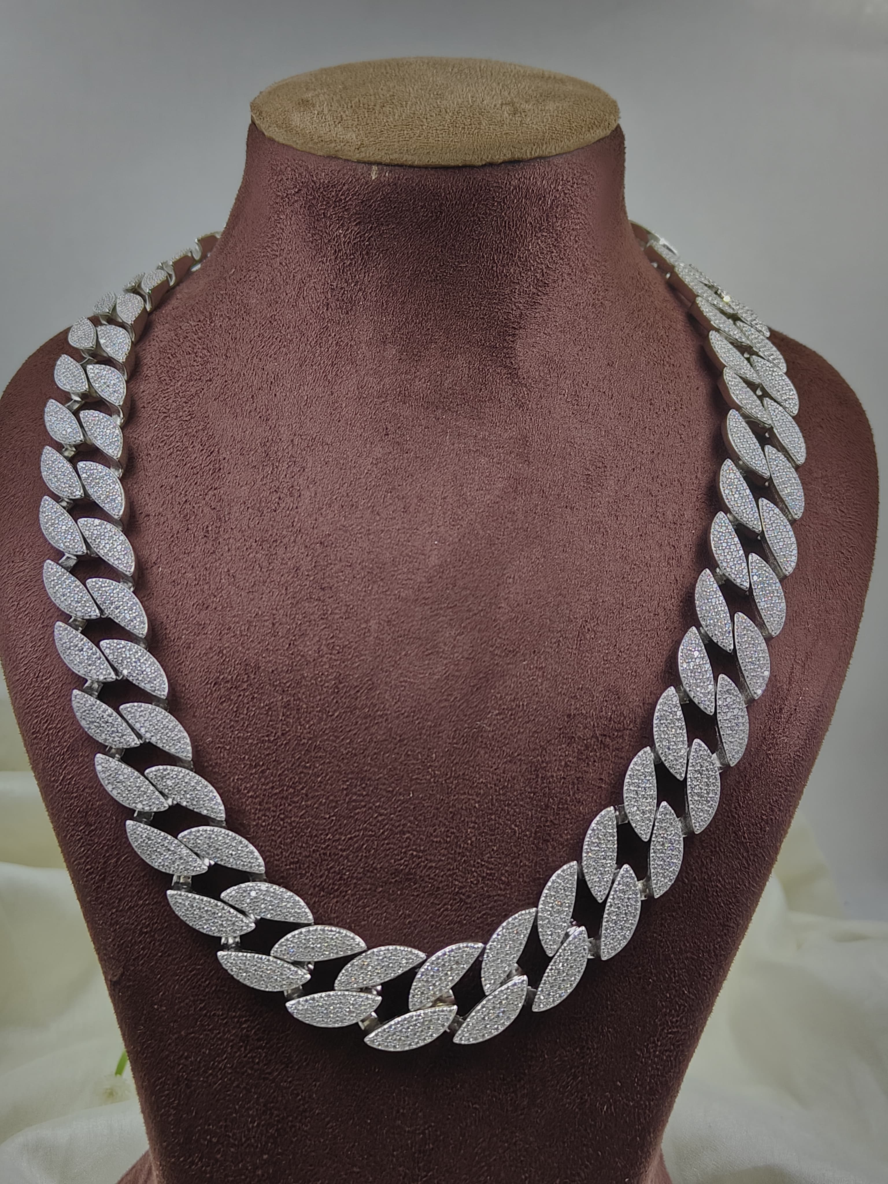 16mm AMNY Cuban Chain D 3