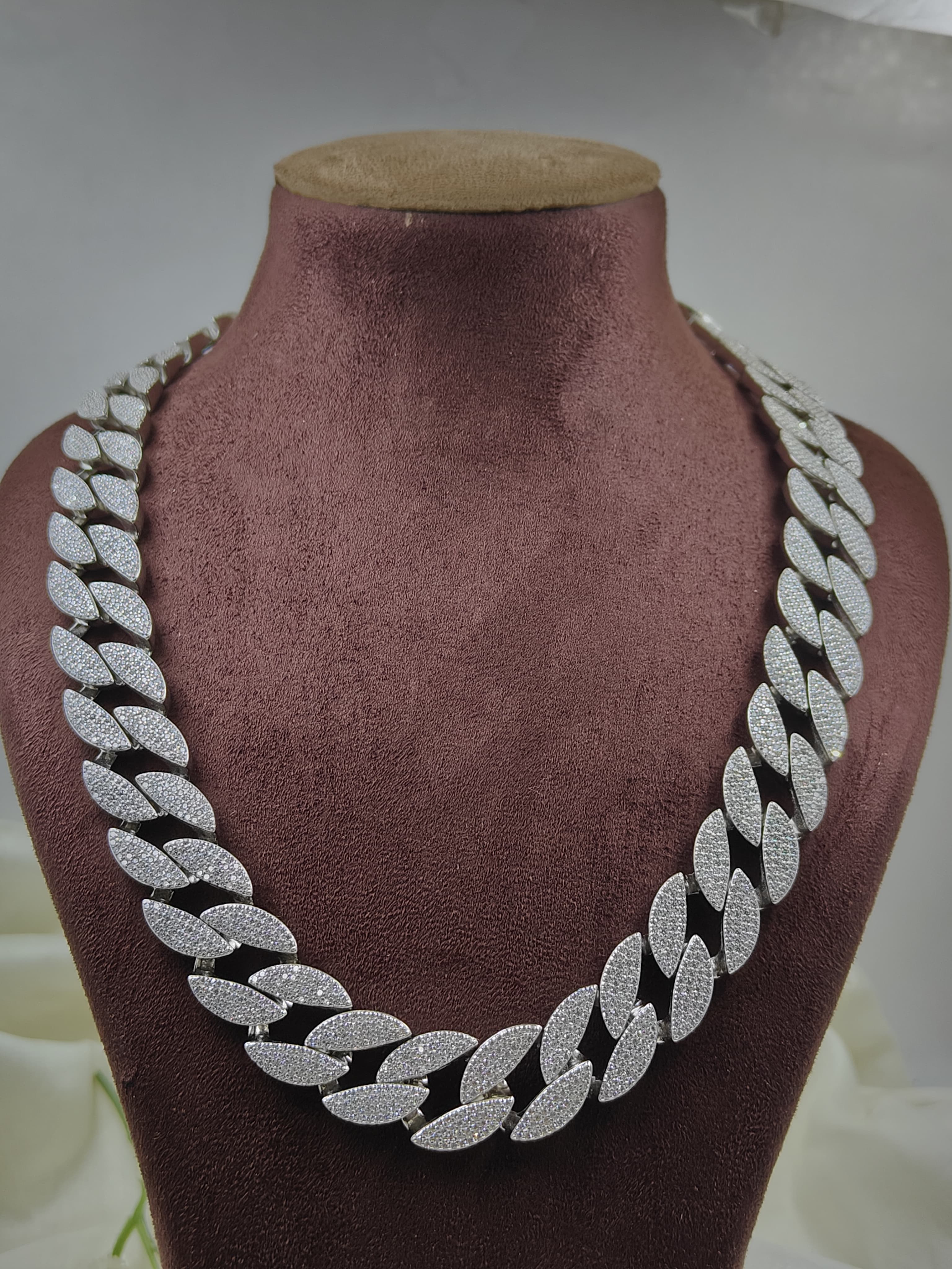 16mm AMNY Cuban Chain D 3