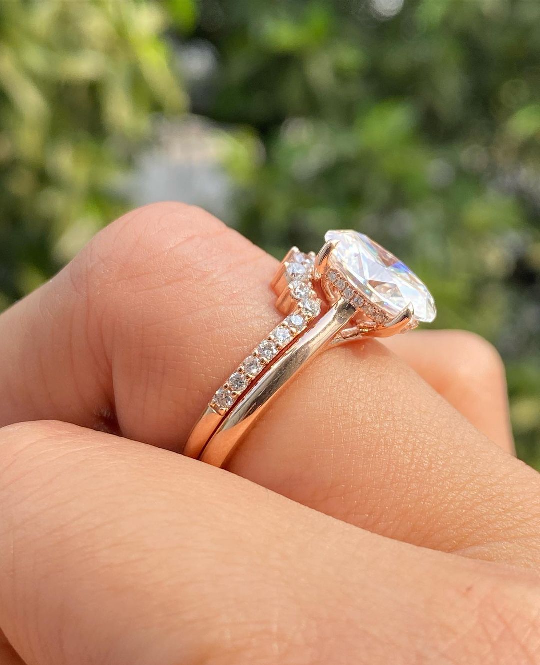 IGI CERTIFIED Oval Cut Lab Diamond Solitaire Hidden Halo Engagement Ring Set