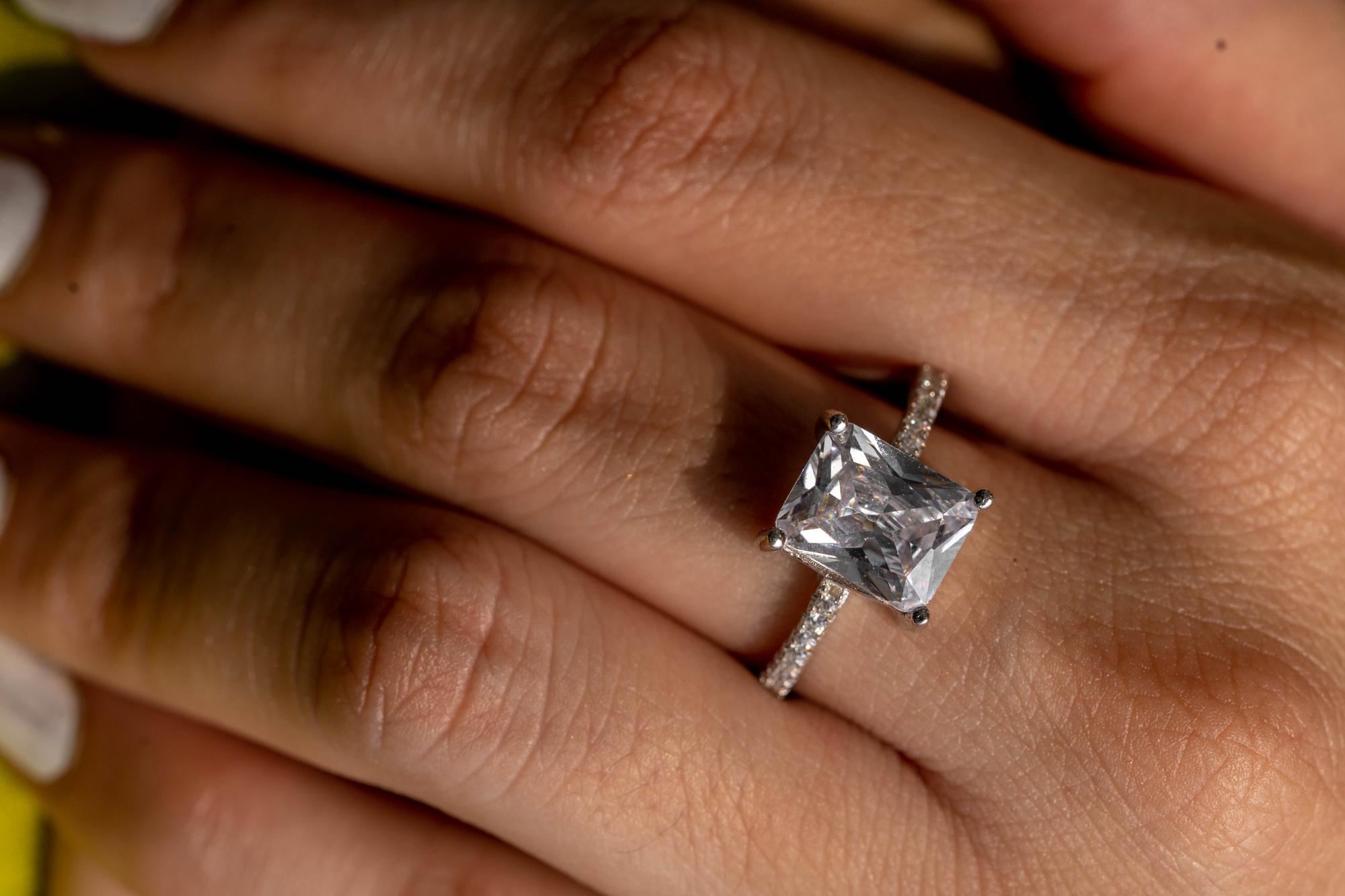 3.0ct Radiant Cut Lab Grown Diamond Engagement Ring