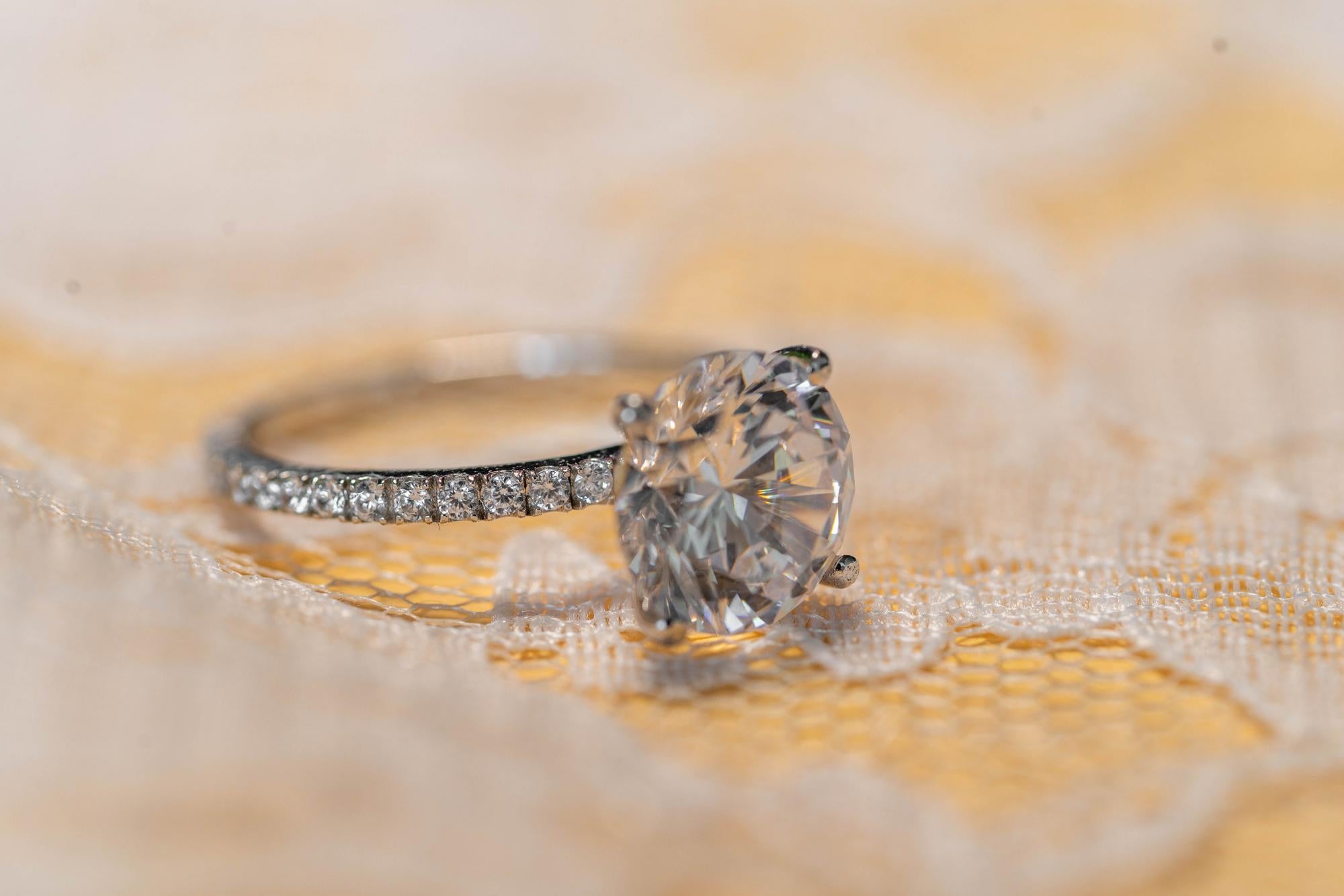 3CT Round Cut Lab Grown Diamond Engagement Ring