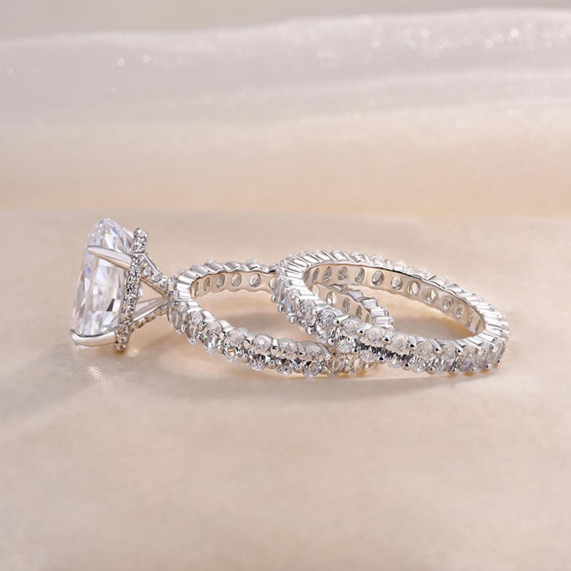 Oval Colorless Moissanite engagement ring set