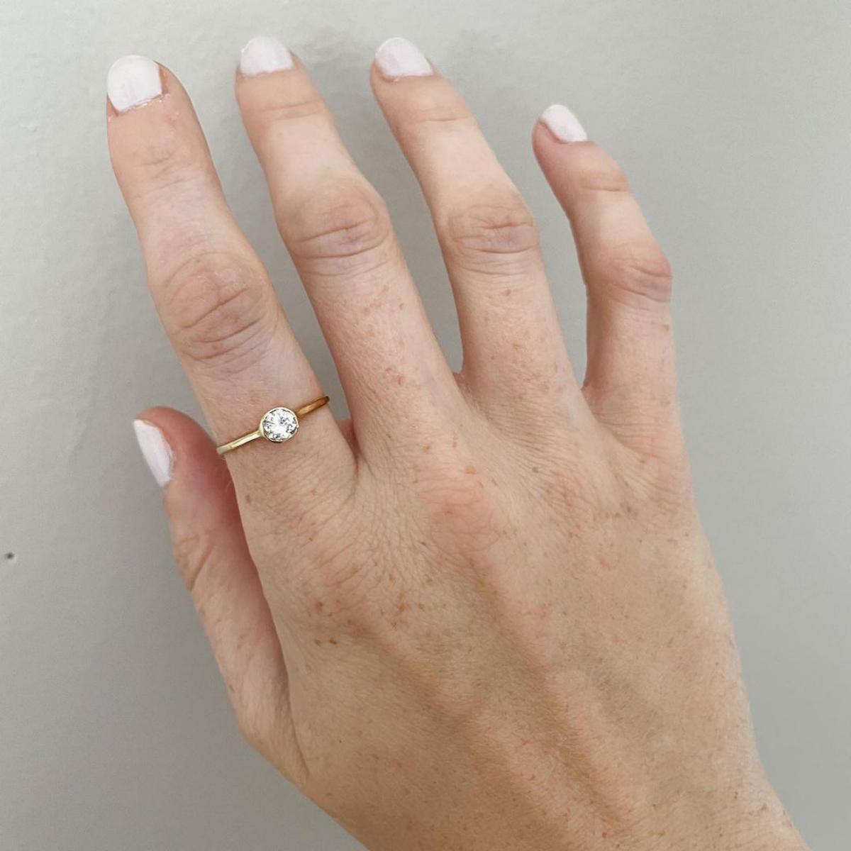 Round Cut Moissanite Engagement Ring, Bezel Set Moissanite Solitaire Wedding Ring