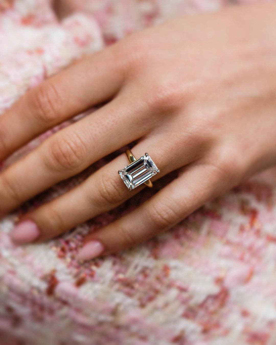 8.00Carat Emerald Cut Moissanite Engagement Ring